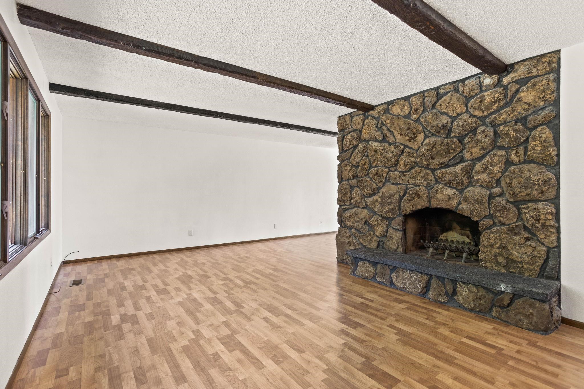 513 West Paradise Road Spokane, WA 99224 - Photo 6 of 44