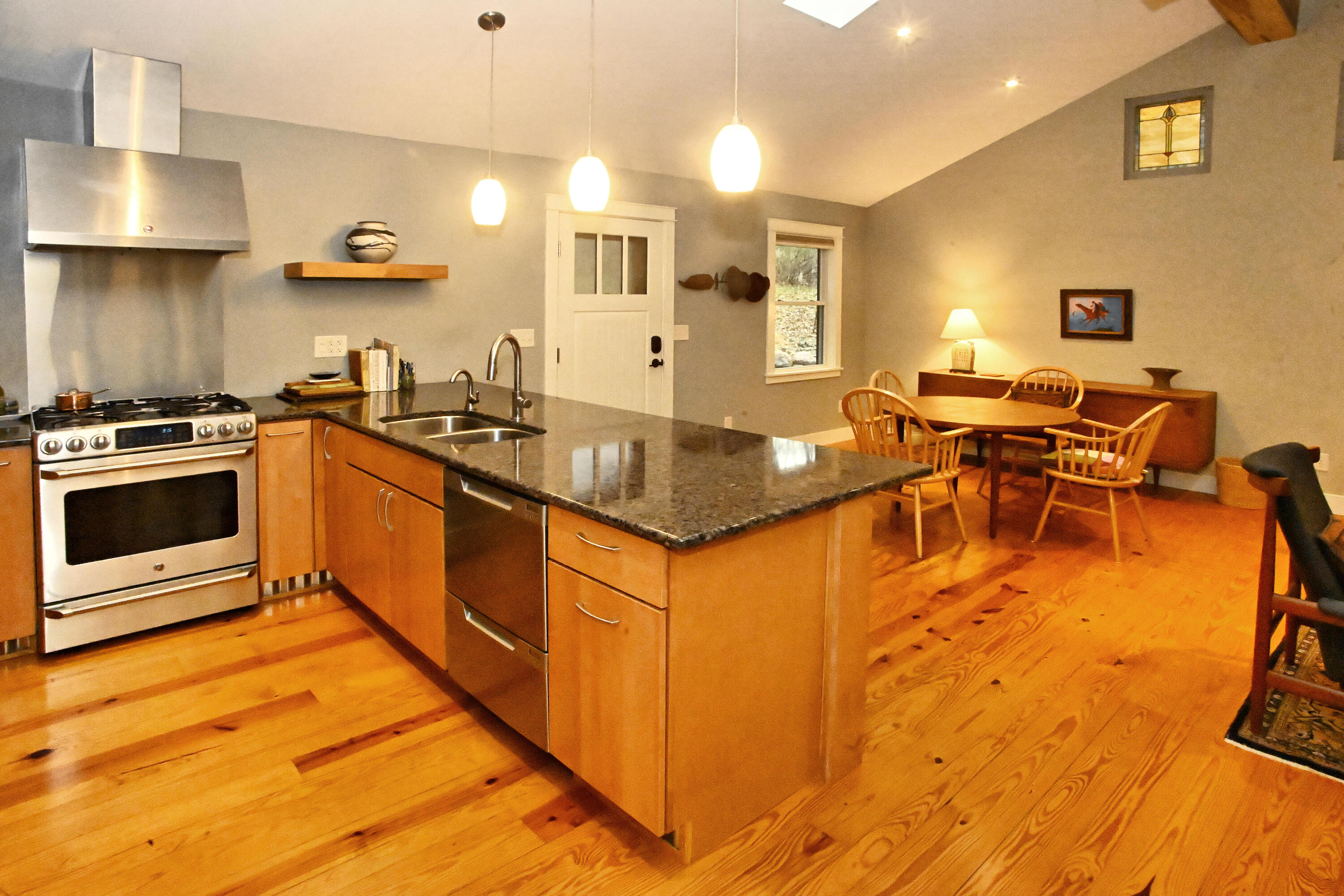 37 Lake Shore County Road Beverly Shores, IN 46301 - Photo 16 of 20 3000x2000