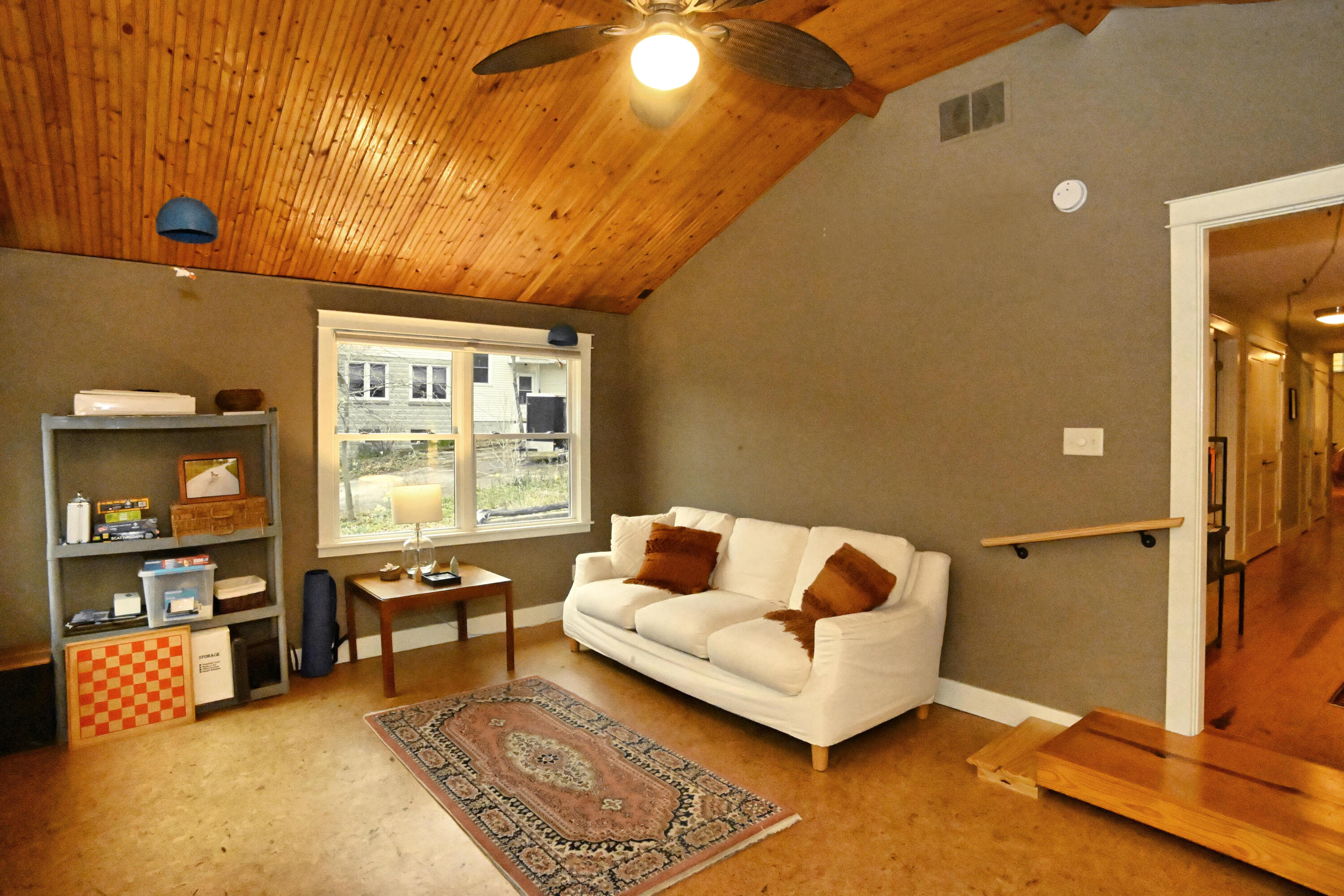 37 Lake Shore County Road Beverly Shores, IN 46301 - Photo 4 of 20 3000x2000