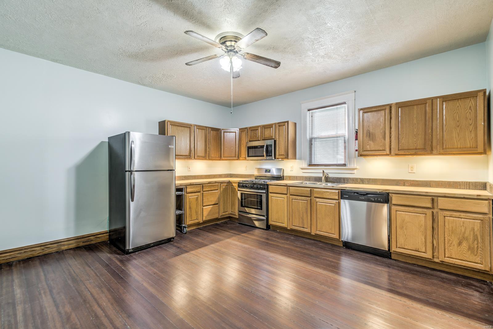 1005 Troy Road Edwardsville, IL 62025 - Photo 14 of 29 Gallery Image 14