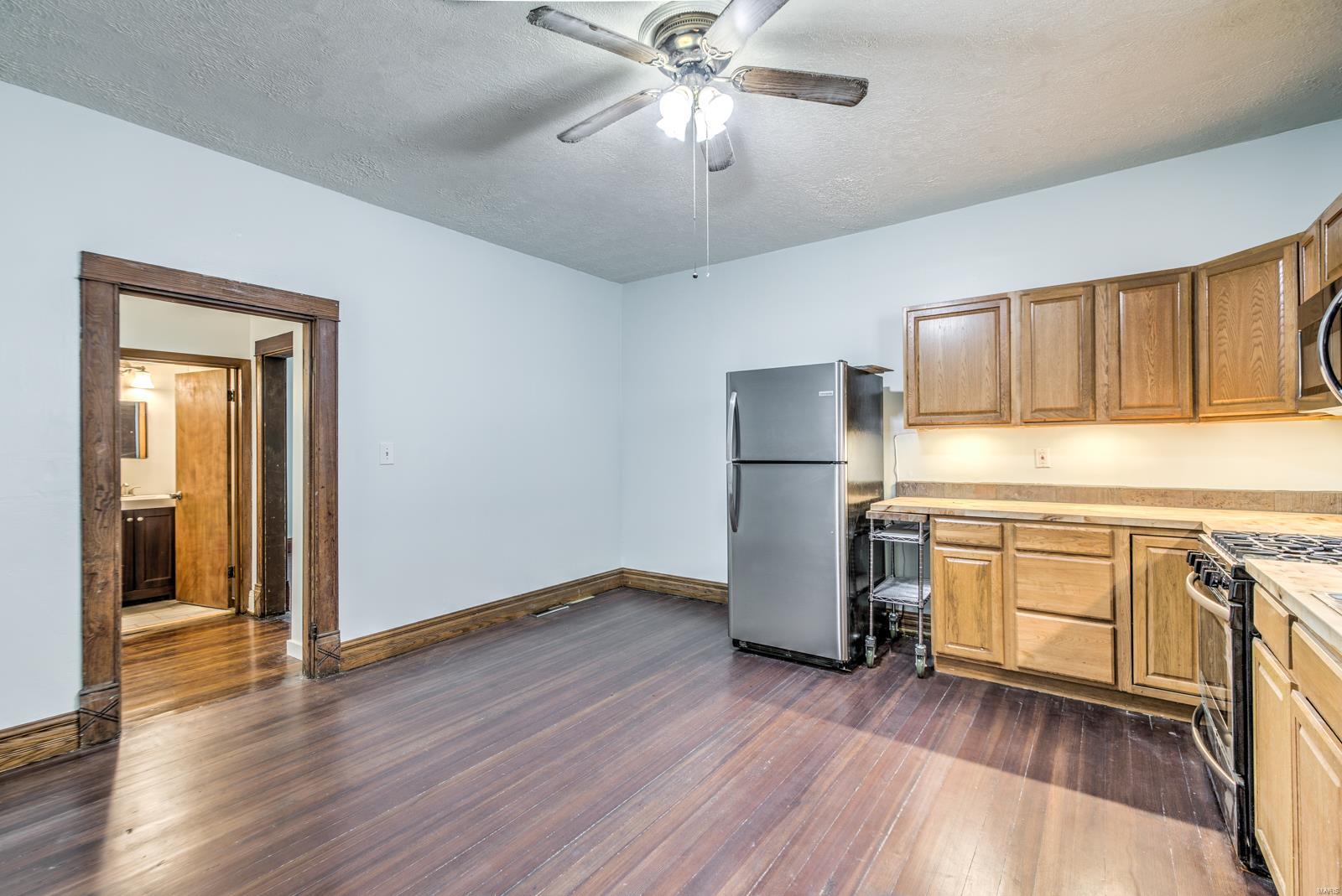 1005 Troy Road Edwardsville, IL 62025 - Photo 17 of 29 Gallery Image 17