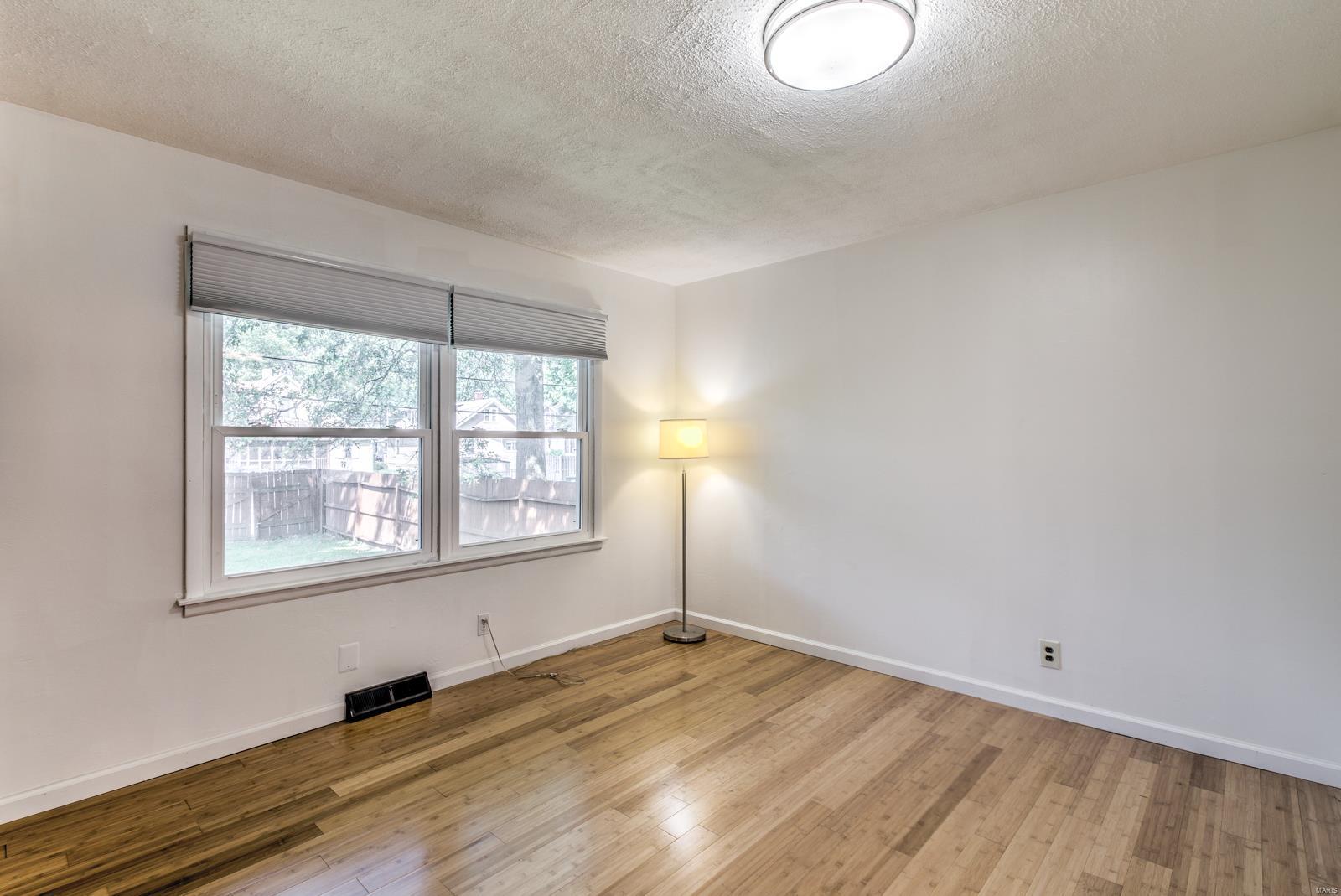 1005 Troy Road Edwardsville, IL 62025 - Photo 20 of 29 Gallery Image 20
