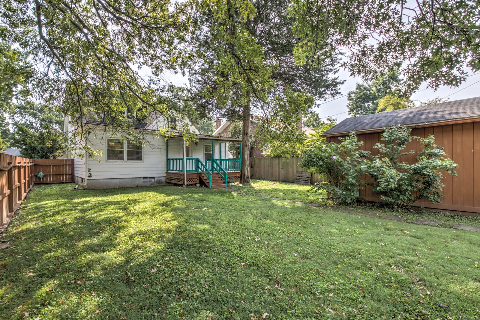 1005 Troy Road Edwardsville, IL 62025 - Photo 4 of 29 Gallery Image 4