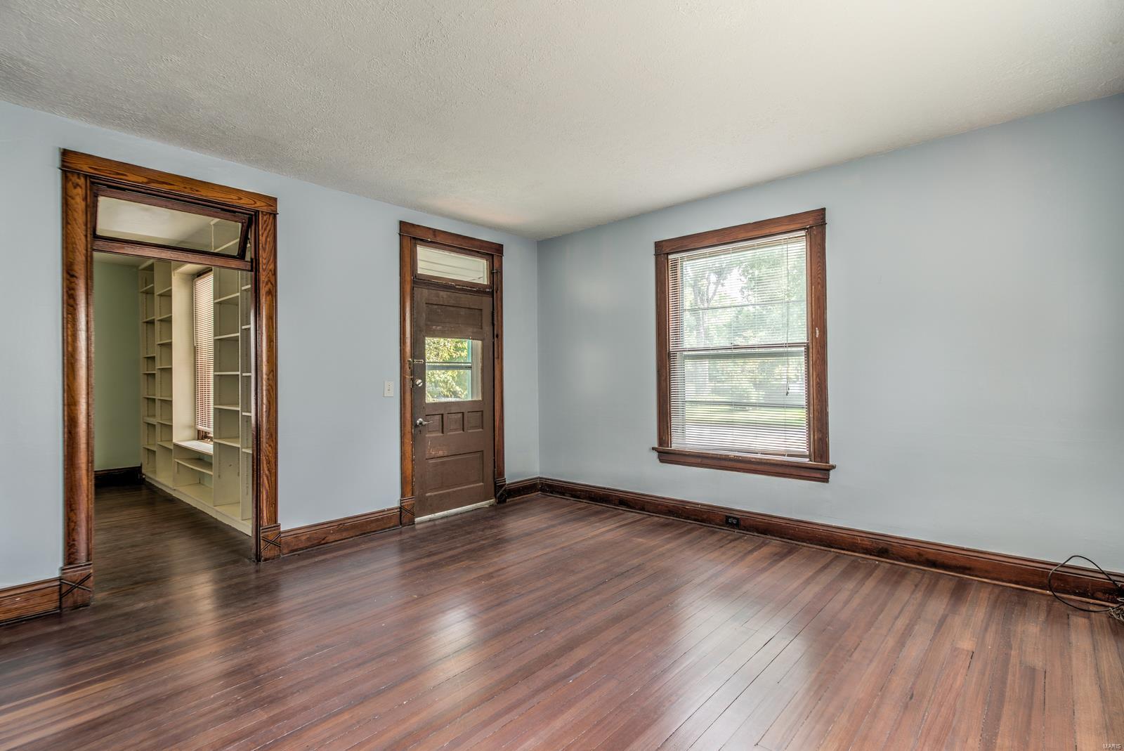 1005 Troy Road Edwardsville, IL 62025 - Photo 9 of 29 Gallery Image 9