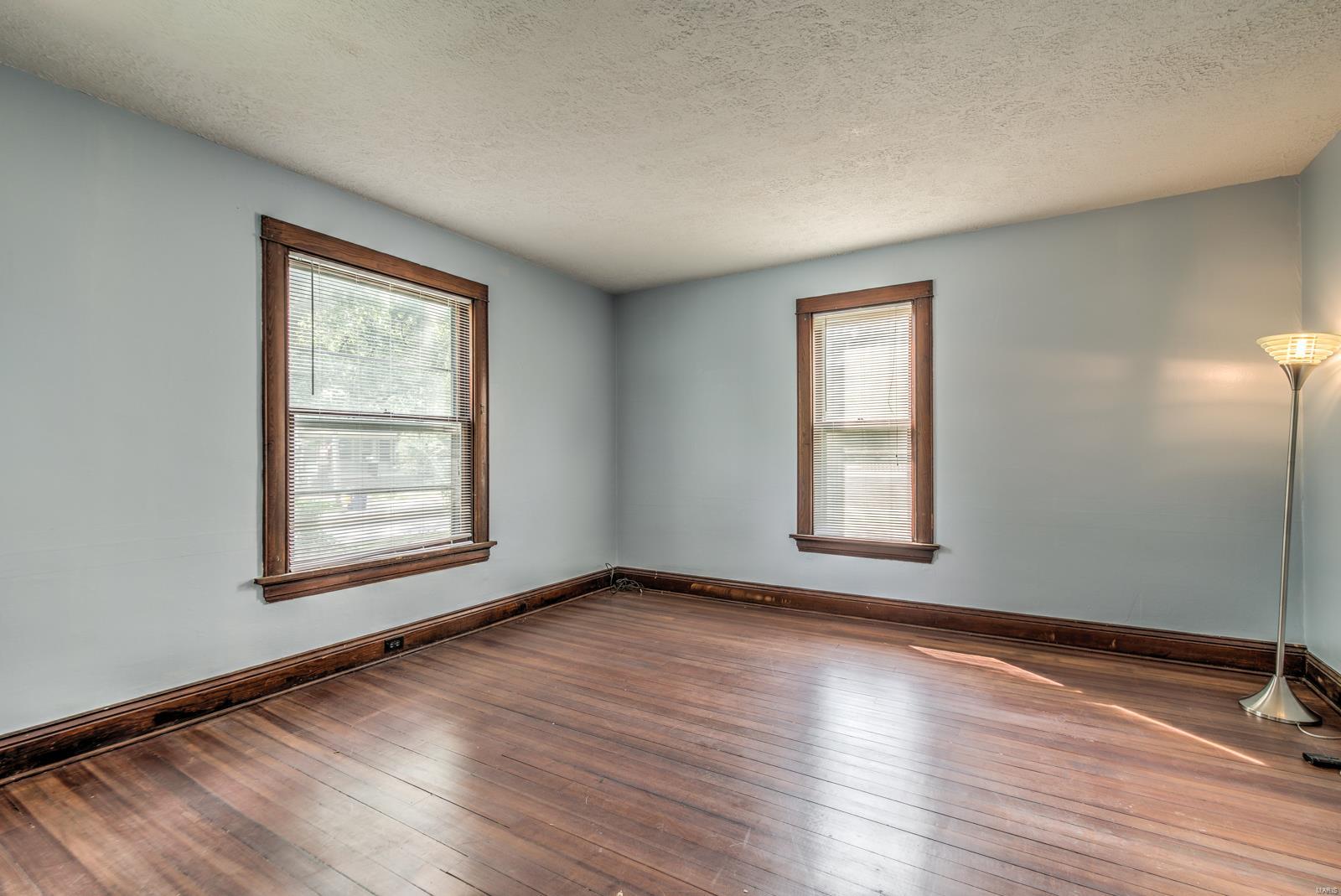 1005 Troy Road Edwardsville, IL 62025 - Photo 10 of 29 Gallery Image 10