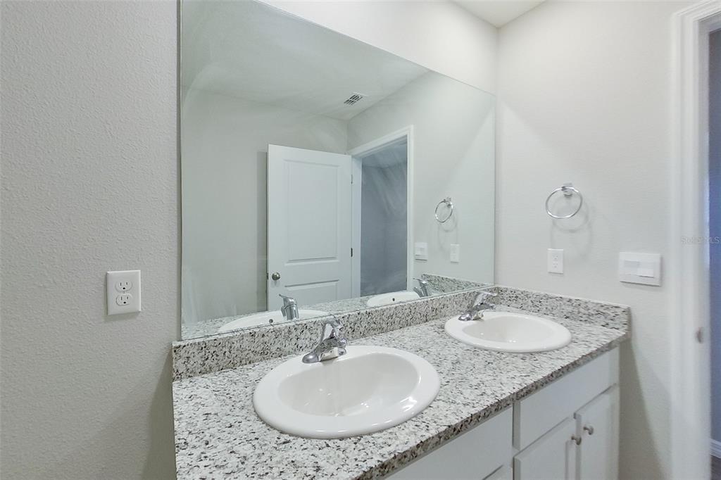 8677 Southwest 44th Court Ocala, FL 34476 - Photo 16 of 24