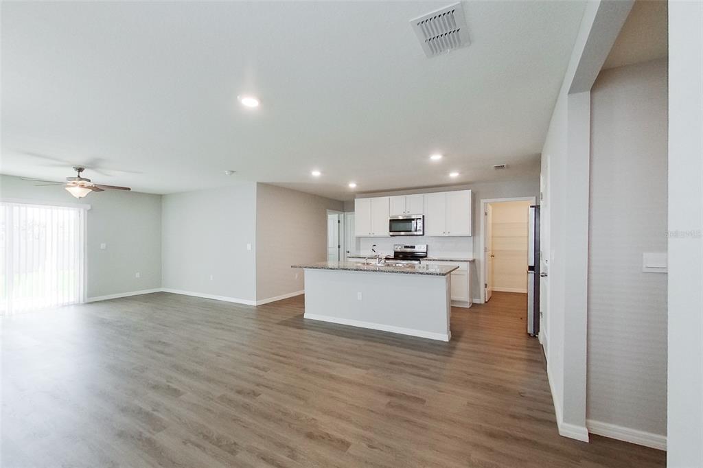 8677 Southwest 44th Court Ocala, FL 34476 - Photo 4 of 24