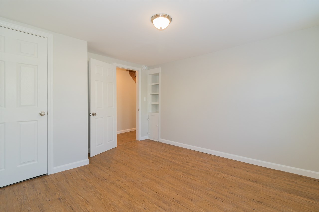10 Jackson Street Rochester, NH 03867 - Photo 13 of 40