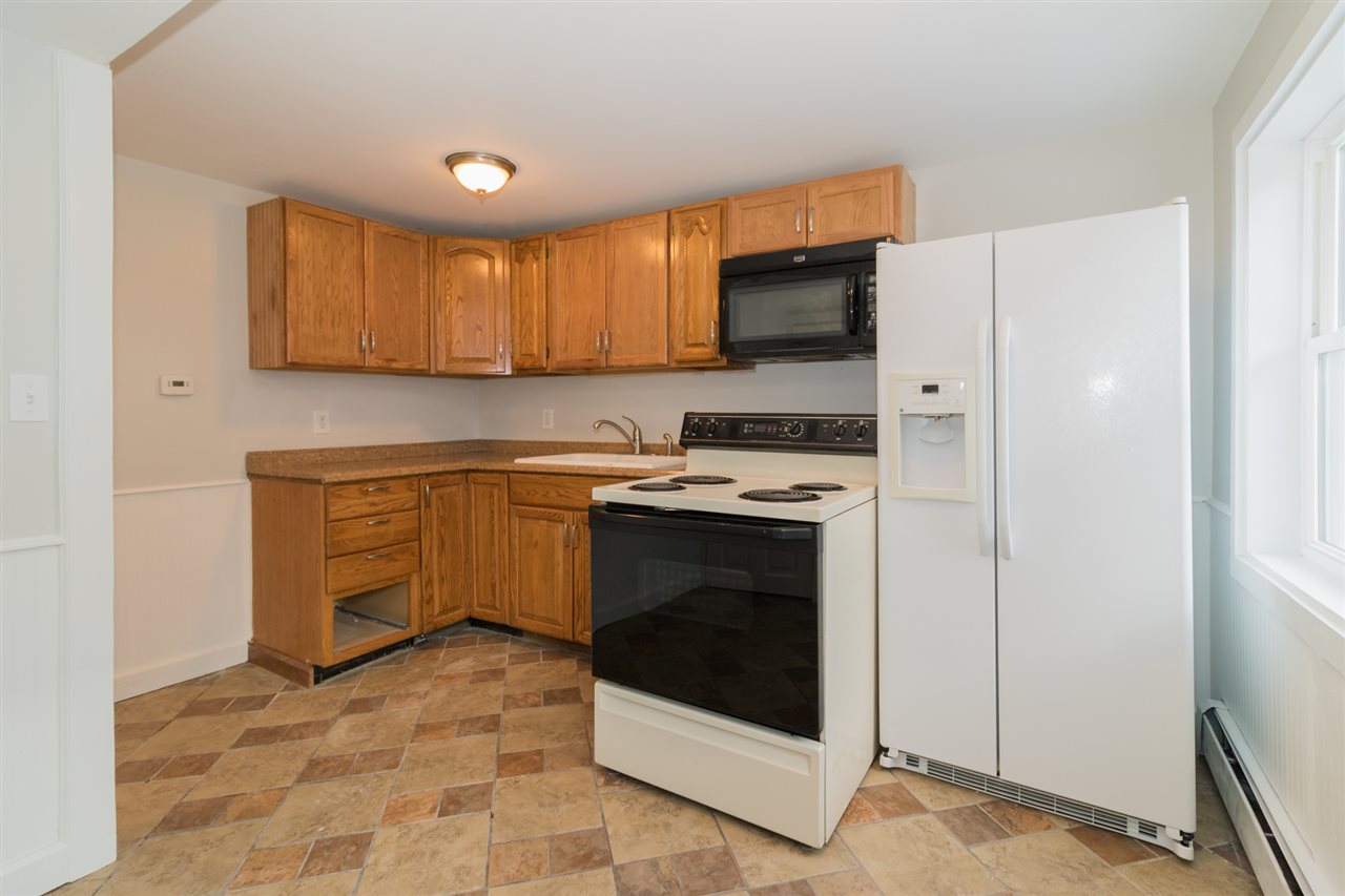 10 Jackson Street Rochester, NH 03867 - Photo 16 of 40
