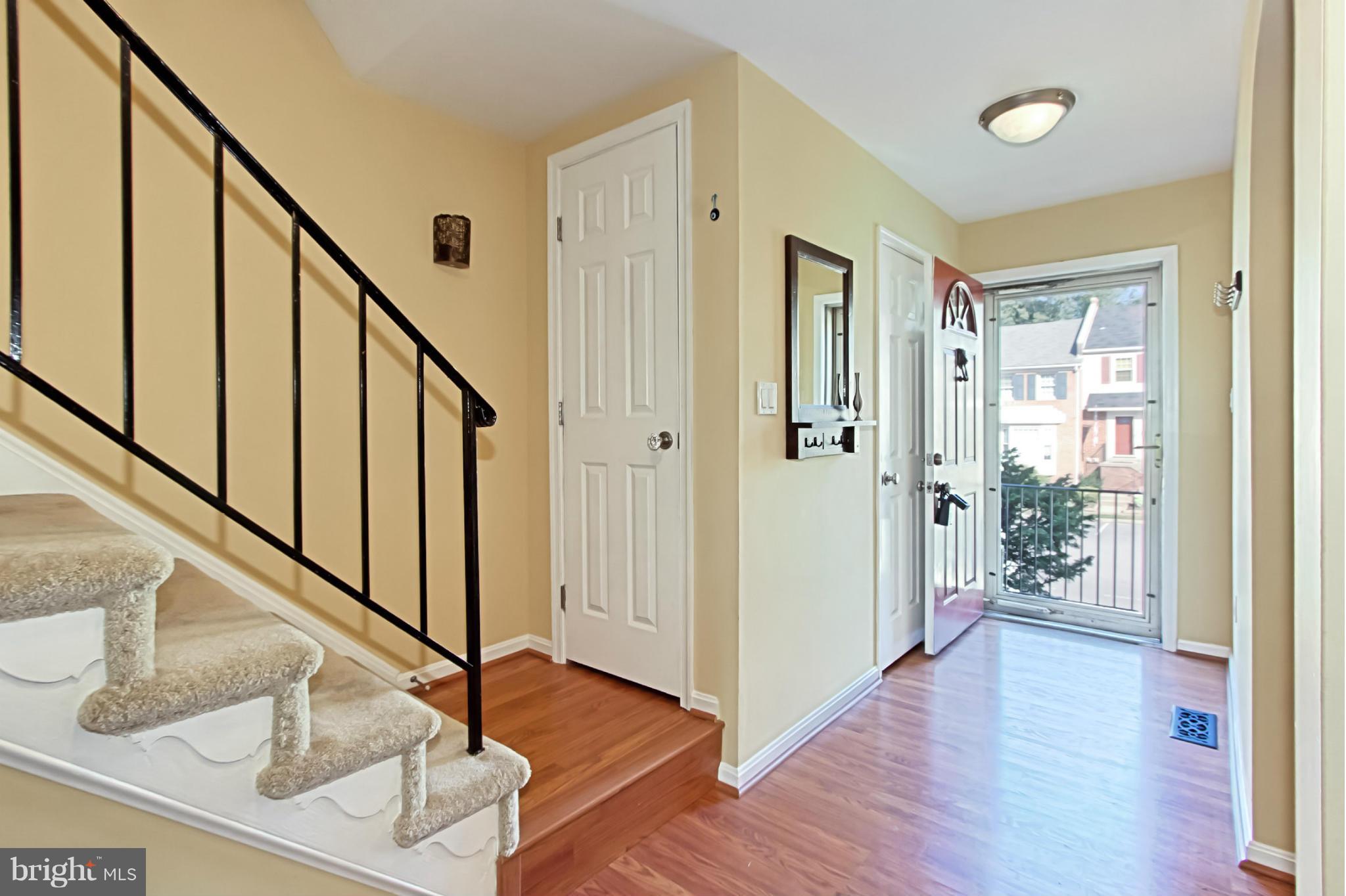 8007 Sleepy View Lane Springfield, VA 22153 - Photo 2 of 30 Interior (General)