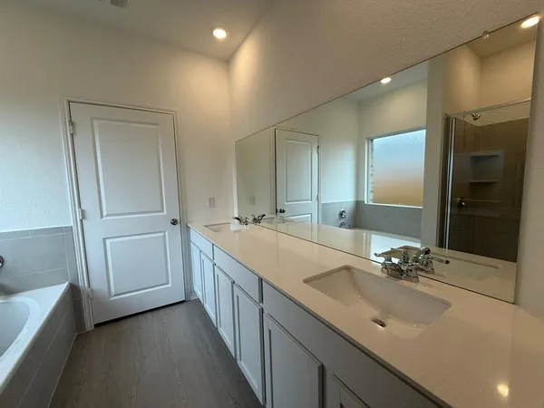 $2,499 | 203 Herald Drive, Hutto, TX 78634