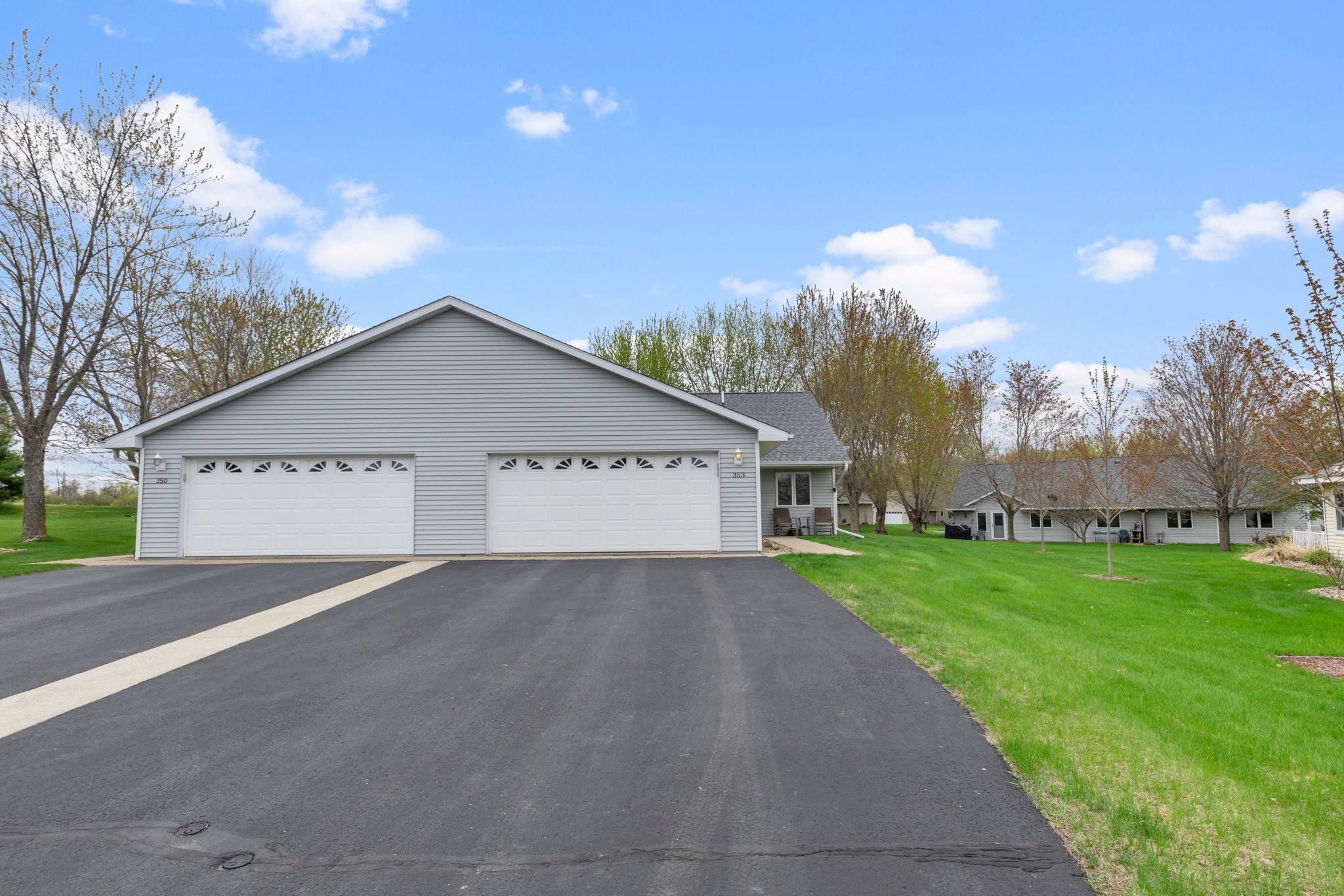 353 Meadowview Court Baldwin, WI 54002 - Photo 6 of 43