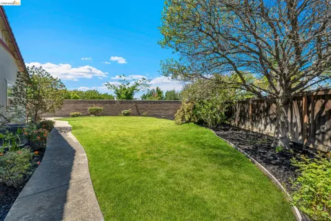 $975,000 | 2397 Boulder Street, Brentwood, CA 94513
