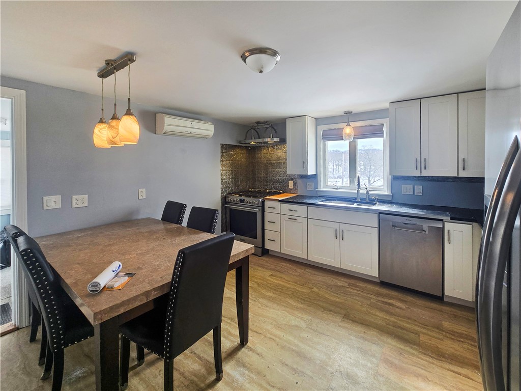 930 Elm Street, Unit 1 Woonsocket, RI 02895 - Photo 2 of 19 Updated Eat In Kitchen