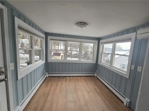 $1,895 | 930 Elm Street, Unit 1, Woonsocket, RI 02895