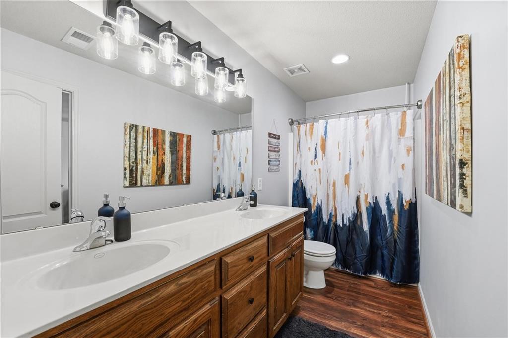 1256 Southwest Summit Crossing Circle Lee's Summit, MO 64081 - Photo 34 of 58