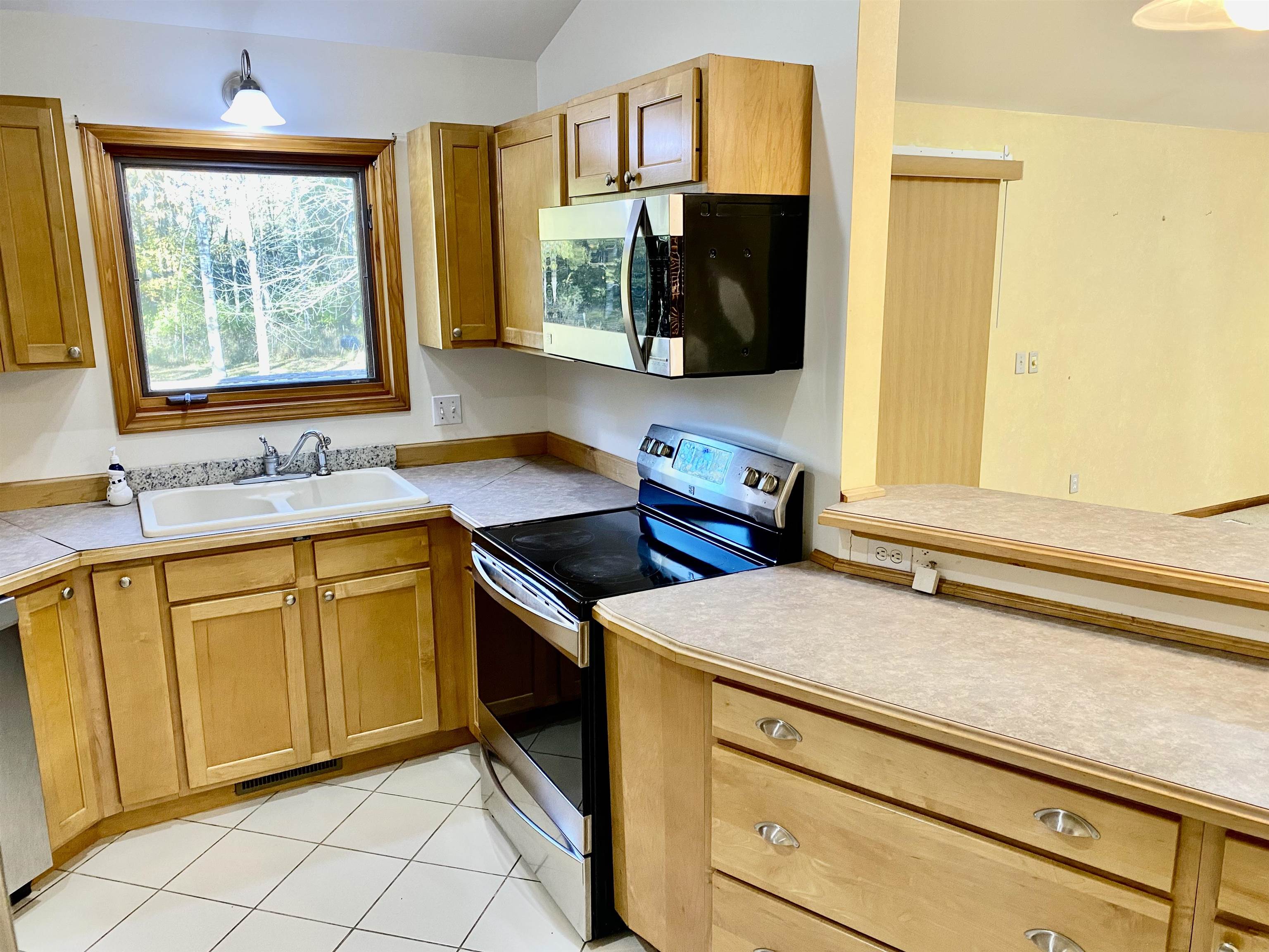 3830 South Meridian Road Mount Pleasant, MI 48858 - Photo 10 of 34 1906067-9.JPG