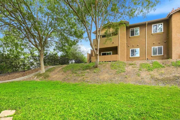 $398,000 | 229 Woodland Parkway, Unit 170, San Marcos, CA 92069