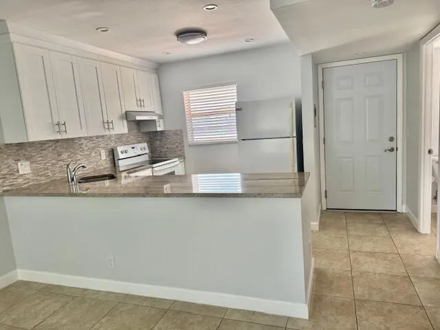 $1,400 | 12007 Poinciana Boulevard, Unit 2060, Royal Palm Beach, FL 33411