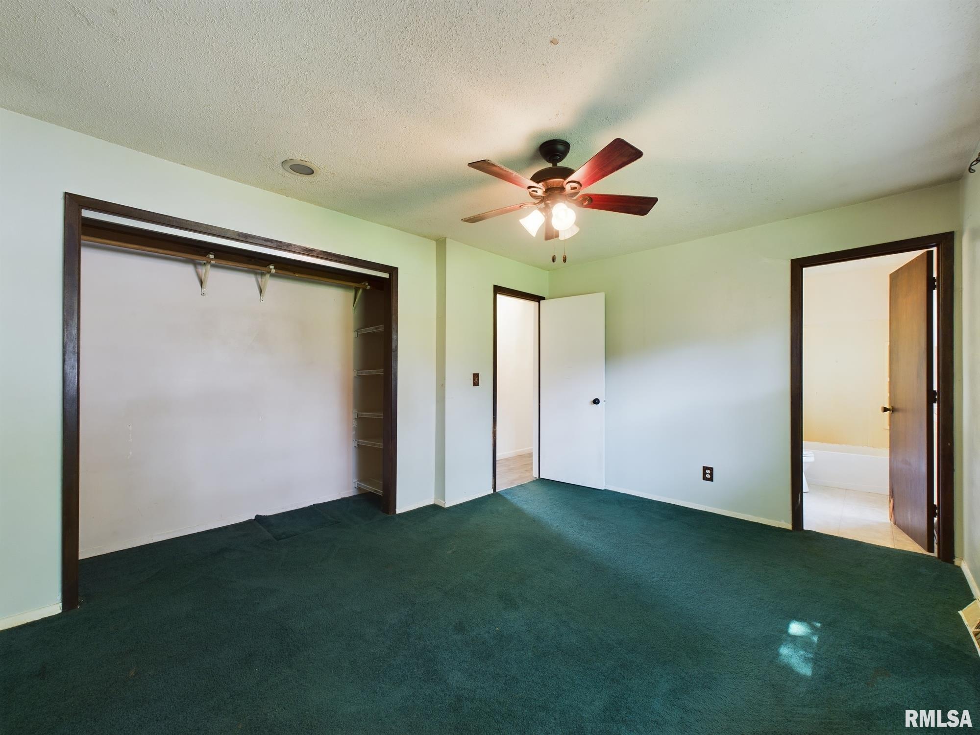 509 Robin Court Athens, IL 62613 - Photo 10 of 15 Gallery Image 10