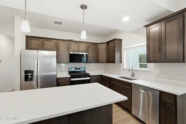 $266,600 | 3764 Model Lane, El Paso, TX 79938