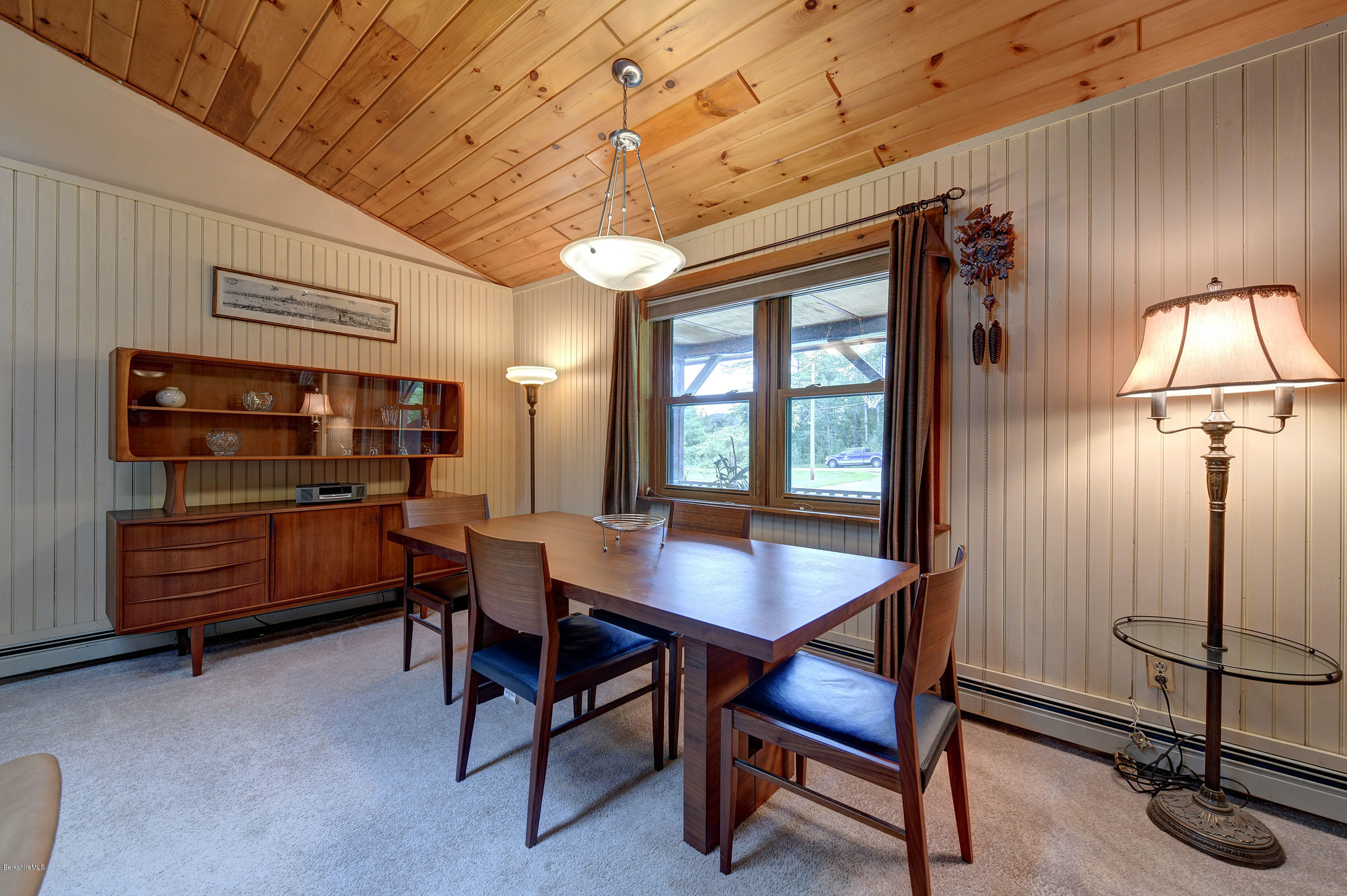 352 Barker Road Pittsfield, MA 01201 - Photo 14 of 34 9-Dining Area
