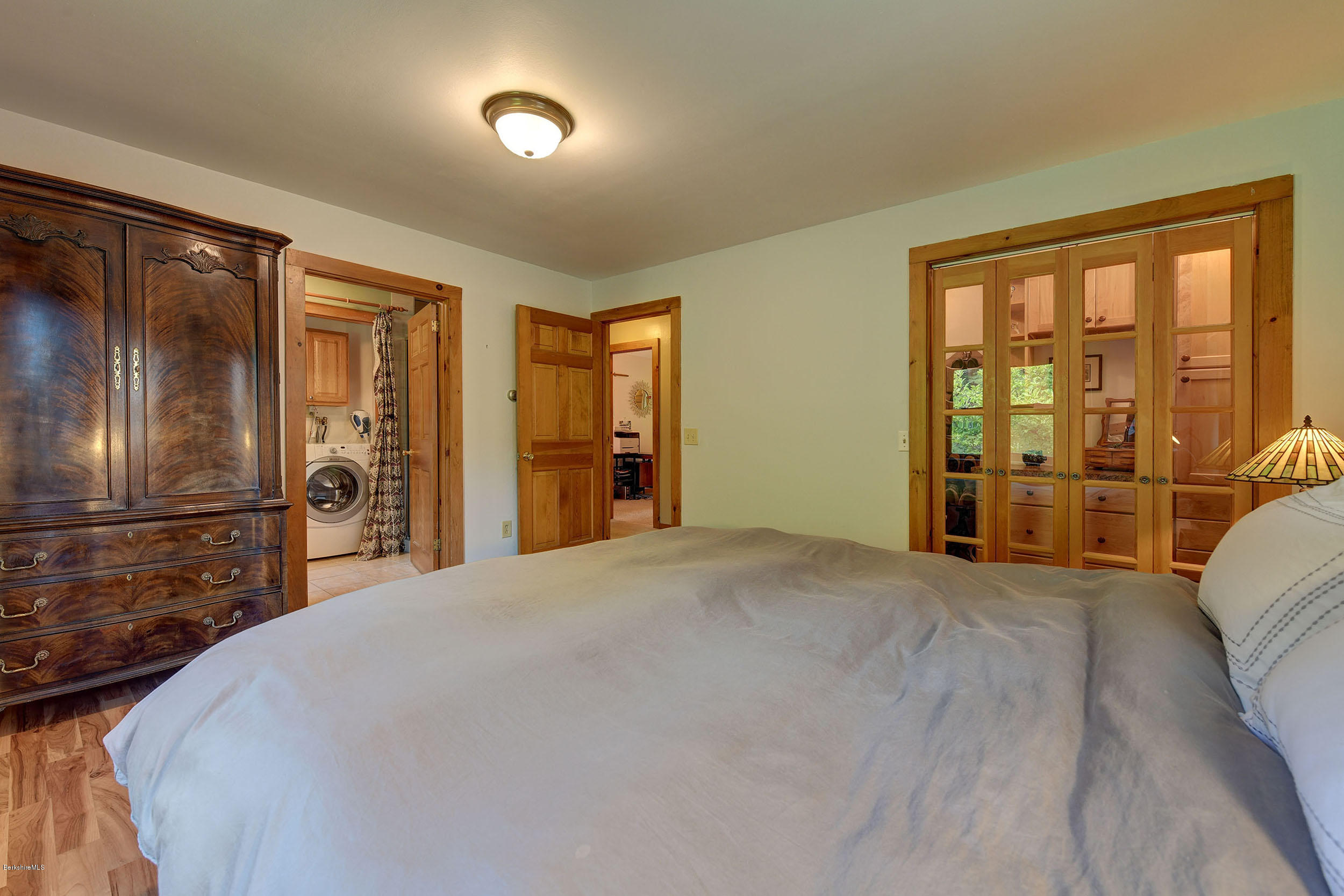 352 Barker Road Pittsfield, MA 01201 - Photo 15 of 34 17-Master Bedroom