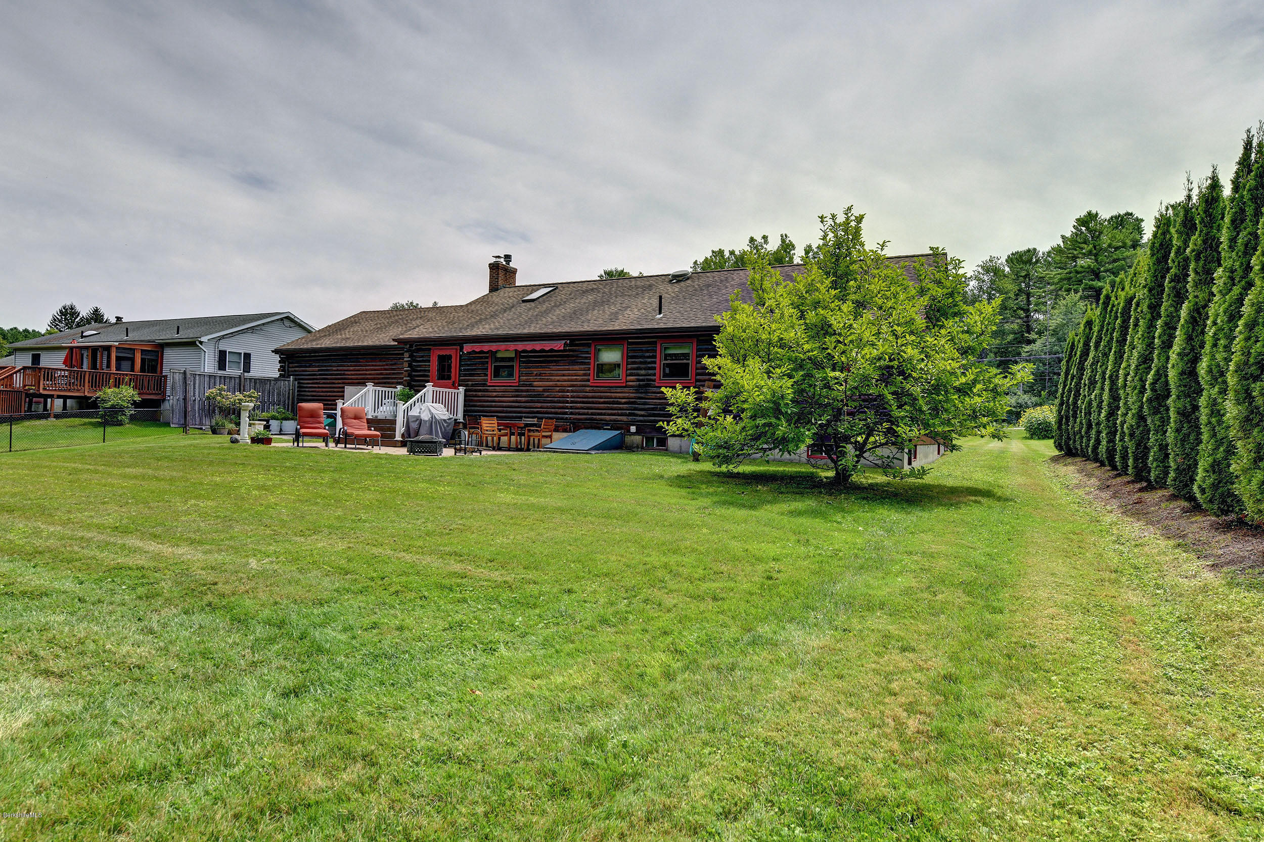 352 Barker Road Pittsfield, MA 01201 - Photo 28 of 34 31-Back of Home