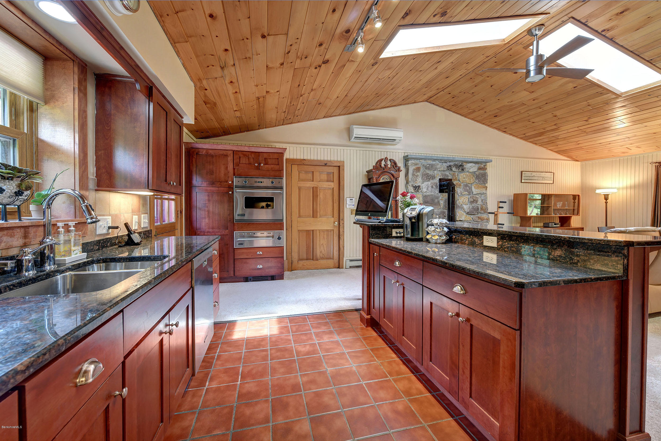 352 Barker Road Pittsfield, MA 01201 - Photo 6 of 34 15-Kitchen