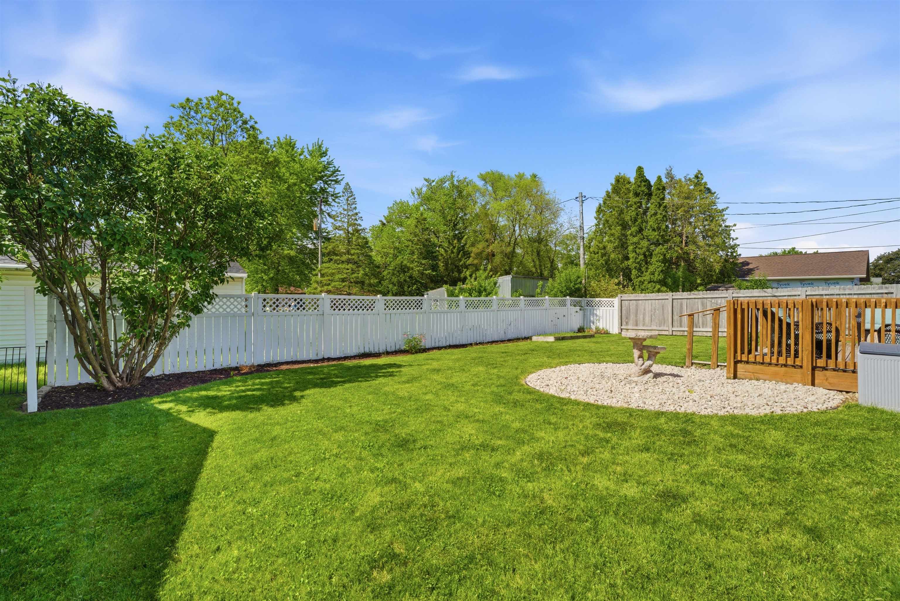 1917 East Glendale Avenue Appleton, WI 54911 - Photo 27 of 27