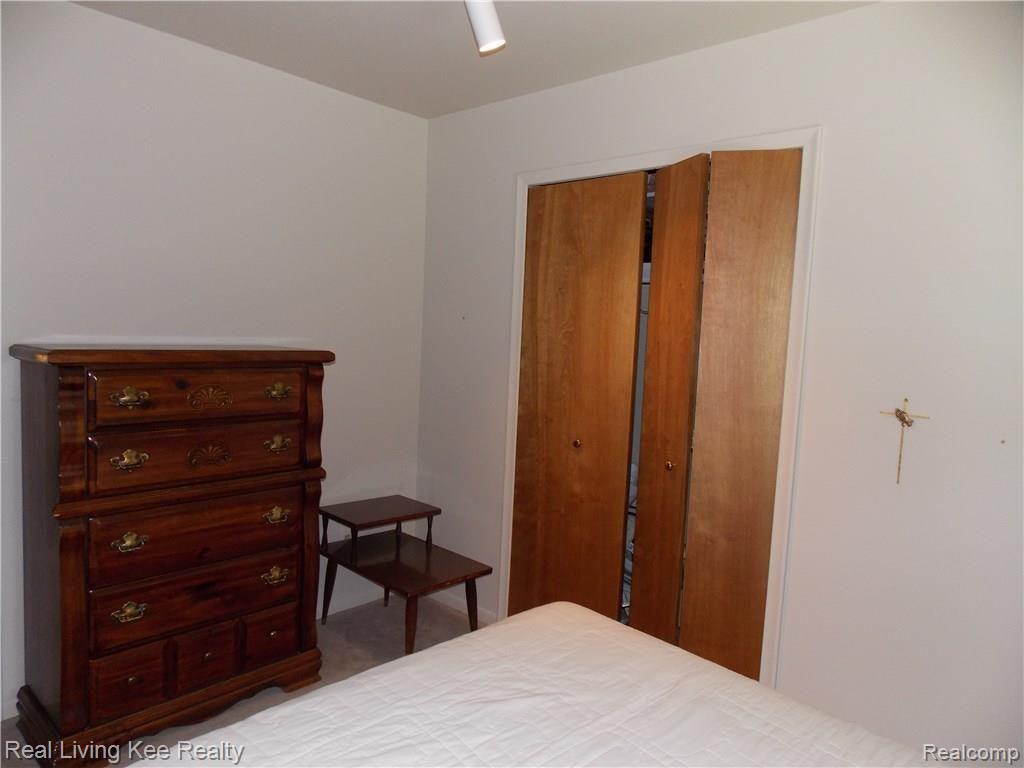 1970 Moffat Road Leonard, MI 48367 - Photo 33 of 45 Bedroom #4