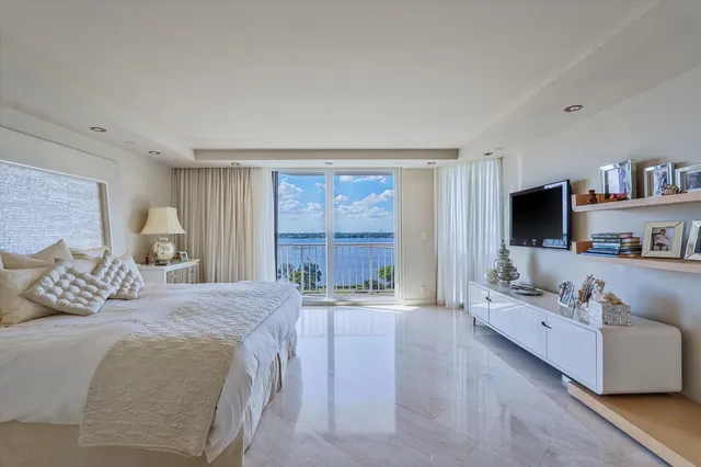 $4,497,000 | 3170 South Ocean Boulevard, Unit 605N, Palm Beach, FL 33480