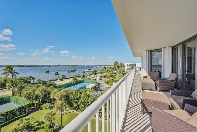 $4,497,000 | 3170 South Ocean Boulevard, Unit 605N, Palm Beach, FL 33480