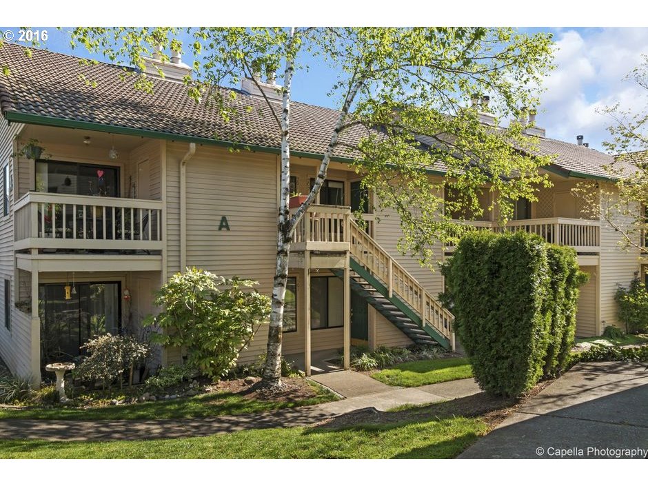 86 Kingsgate Road, Unit 202A Lake Oswego, OR 97035 - Photo 1 of 20 Gallery Image 1