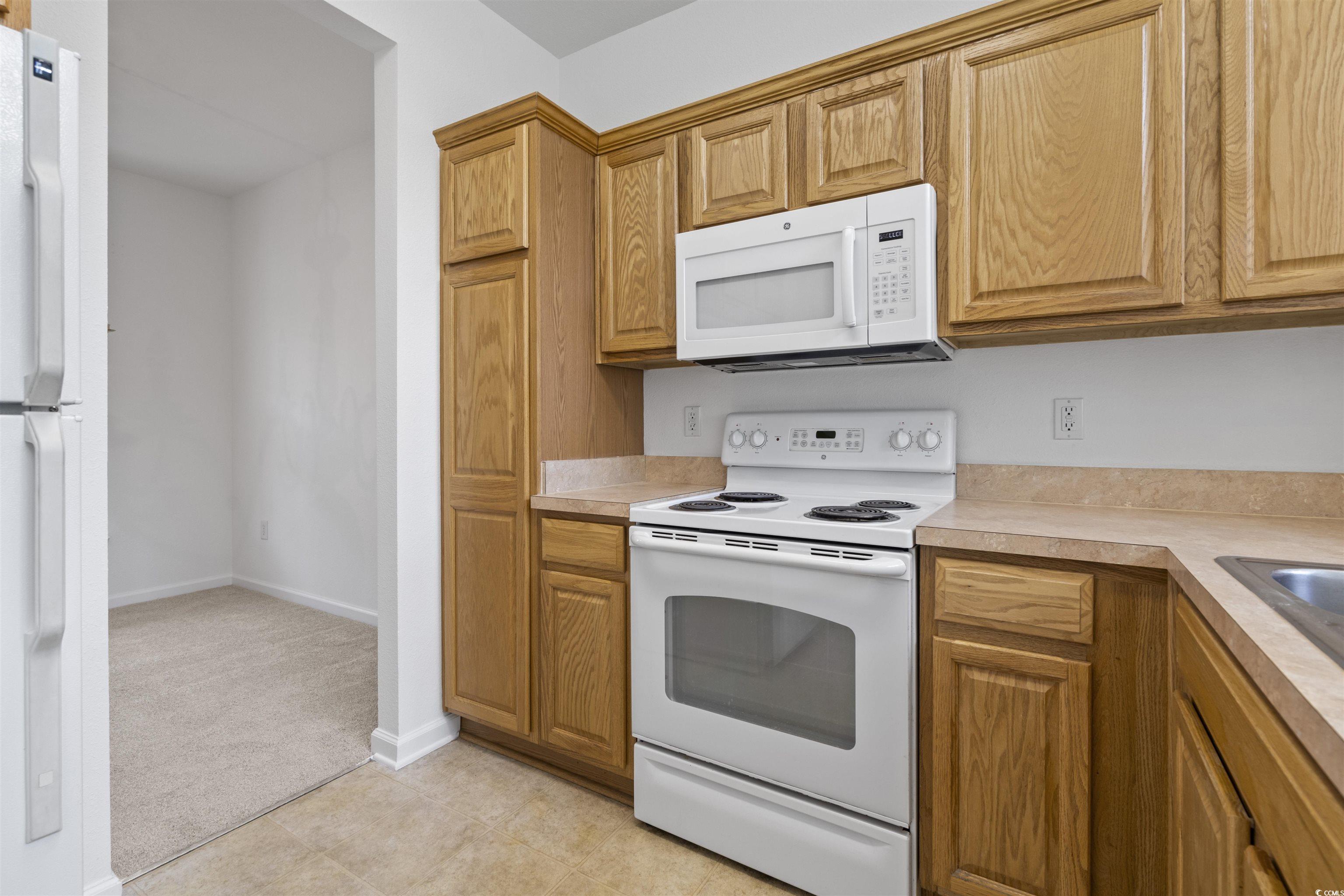 160 Chenoa Drive, Unit A Murrells Inlet, SC 29576 - Photo 8 of 37 Gallery Image 8