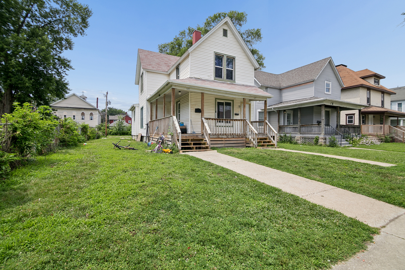 641 North Indiana Avenue Kankakee, IL 60901 - Photo 1 of 12