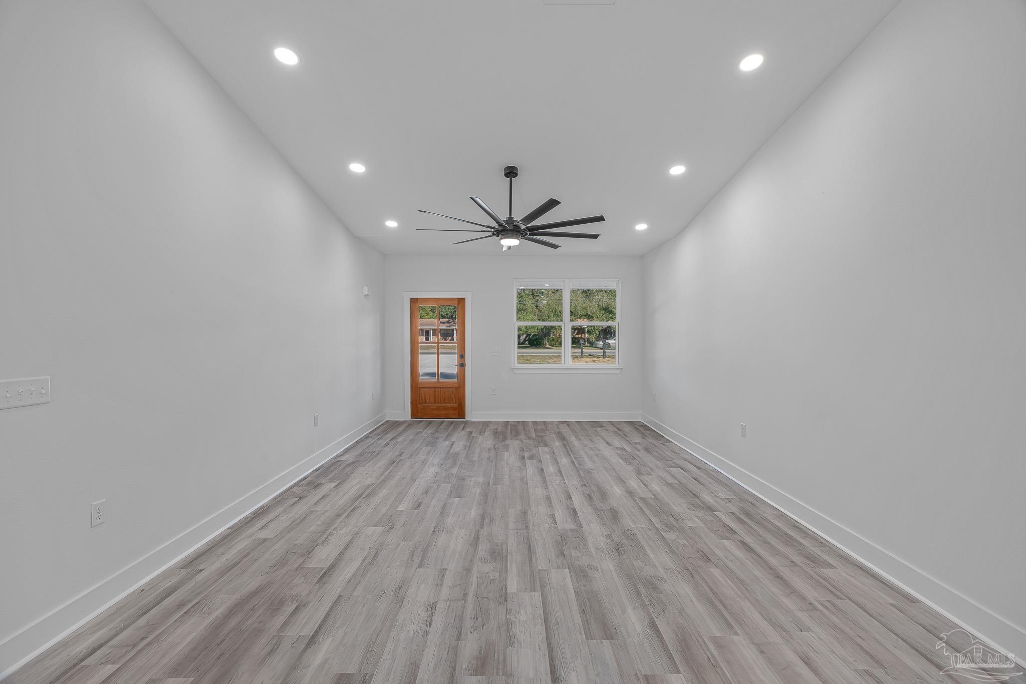 5009 Saufley Field Road Pensacola, FL 32526 - Photo 5 of 27