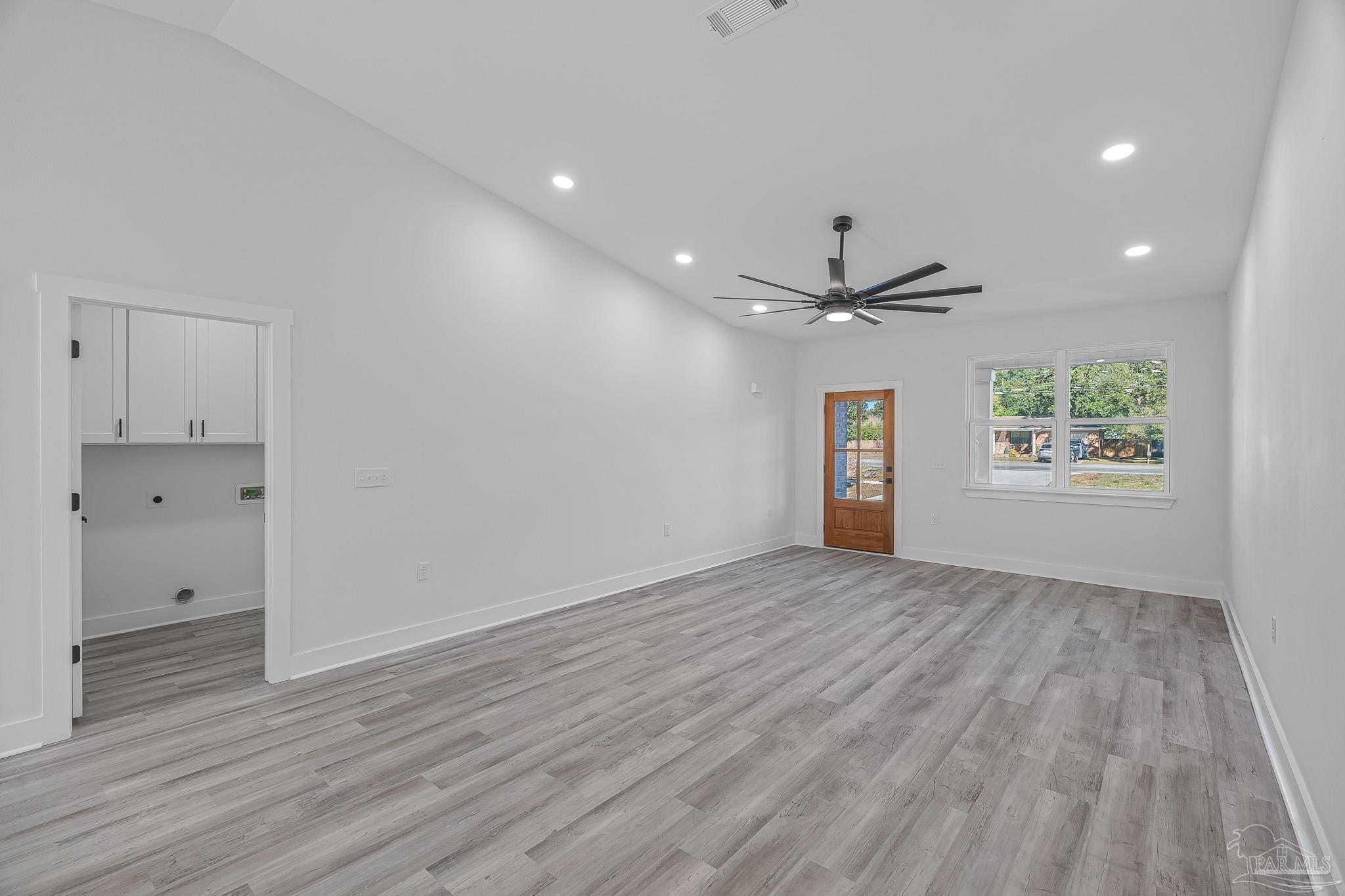 5009 Saufley Field Road Pensacola, FL 32526 - Photo 7 of 27