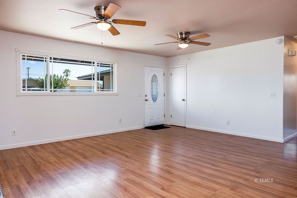 1200 West Benson Avenue Ridgecrest, CA 93555 - Photo 6 of 40 Gallery Image 6