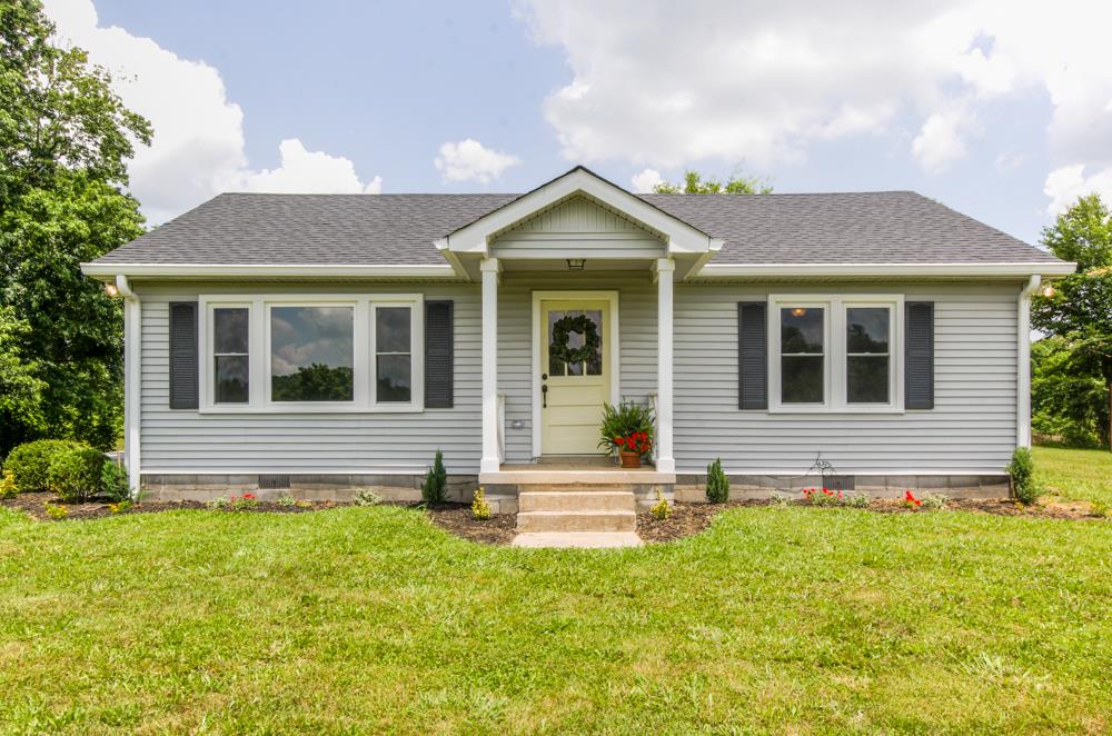 950 Owens Road Watertown, TN 37184 - Photo 1 of 30 a view of house with yard