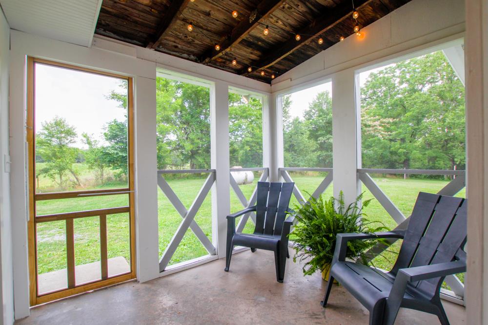950 Owens Road Watertown, TN 37184 - Photo 23 of 30 a view of deck with furniture and garden