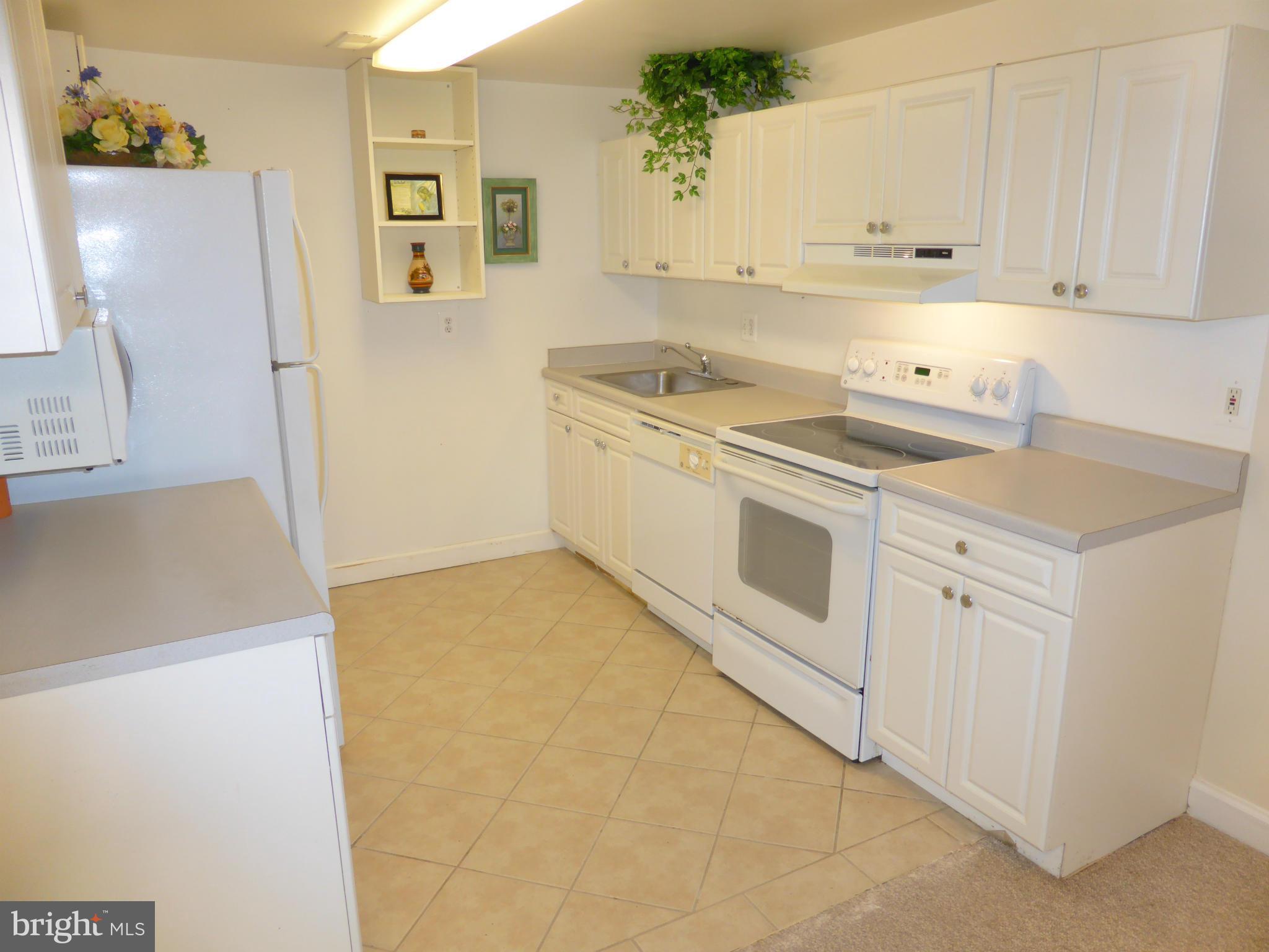 7587 Vogels Way Springfield, VA 22153 - Photo 17 of 26 Inlaw Suite