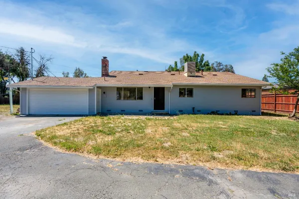 $565,000 | 411 Milani Drive, Ukiah, CA 95482