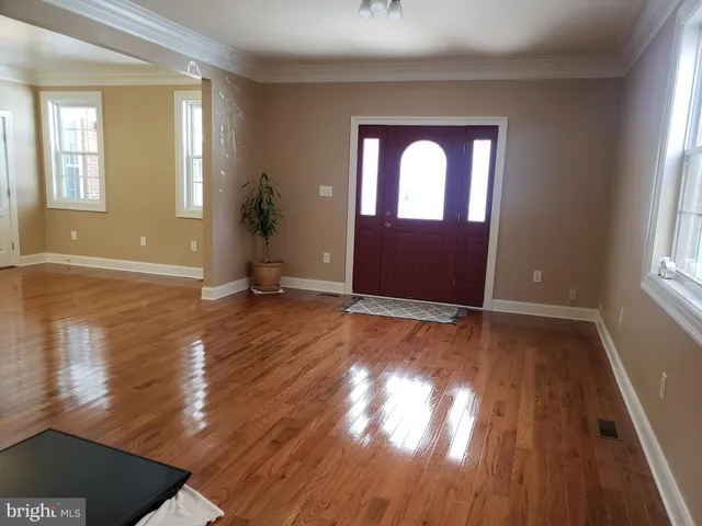 $2,800 | 7217 Auburn Street, Annandale, VA 22003