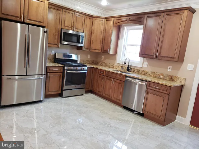 $2,800 | 7217 Auburn Street, Annandale, VA 22003