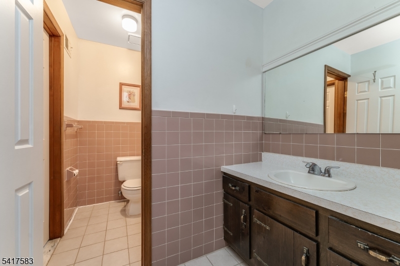 226 Riva Drive Hackettstown, NJ 07840 - Photo 14 of 19