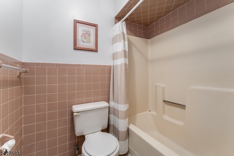 226 Riva Drive Hackettstown, NJ 07840 - Photo 15 of 19