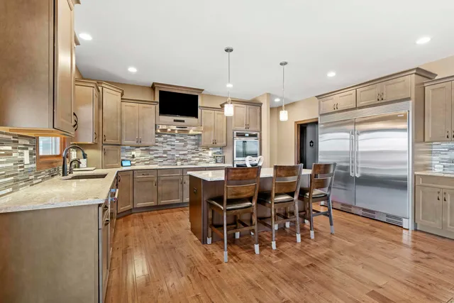 $1,248,999 | 2800 West 133rd Avenue, Crown Point, IN 46307