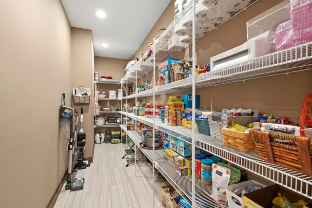 $1,248,999 | 2800 West 133rd Avenue, Crown Point, IN 46307