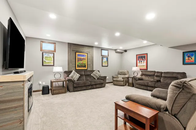 $1,248,999 | 2800 West 133rd Avenue, Crown Point, IN 46307